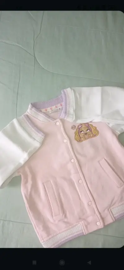 Chaqueta rosa infantil con bordado - miniatura 1