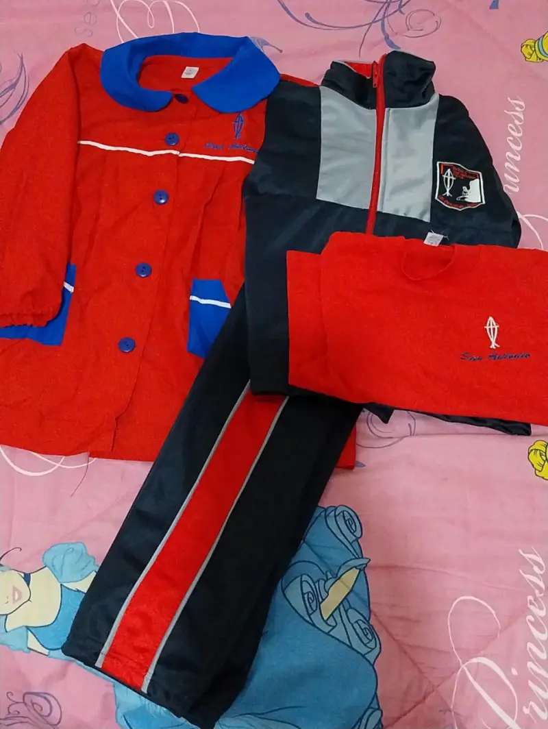 Uniforme escolar completo - 1
