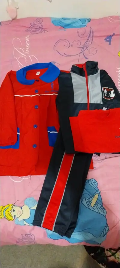 Uniforme escolar completo - miniatura 2