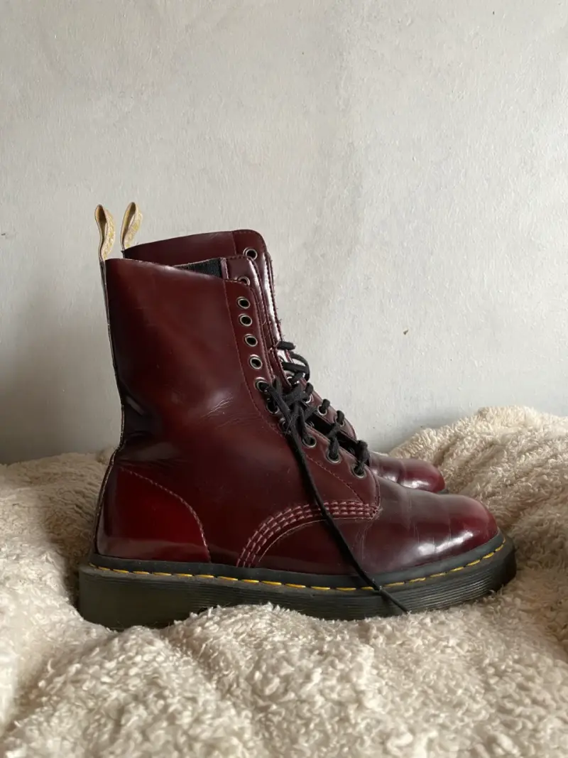 Dr Martens Burdeo Modelo Vegan - 2