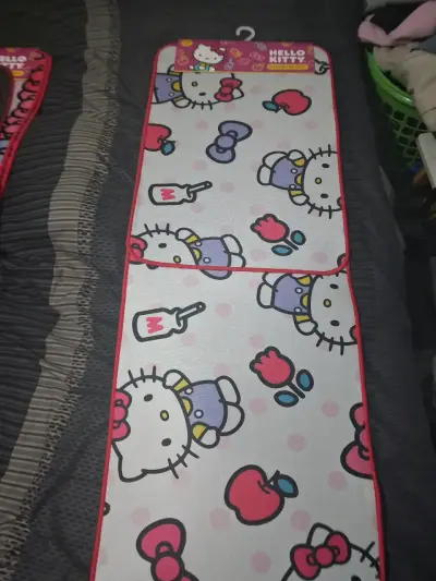 Alfombra Hello Kitty rosa - miniatura 2