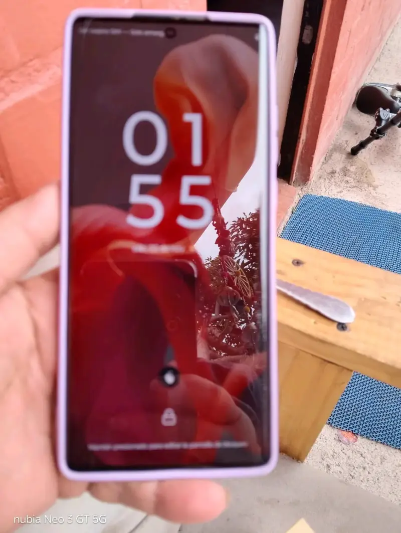 Moto G85 - 1