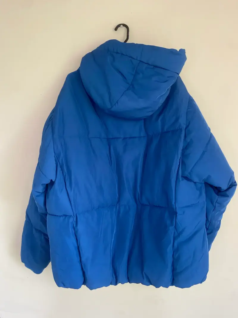 Chaqueta azul acolchada - 2