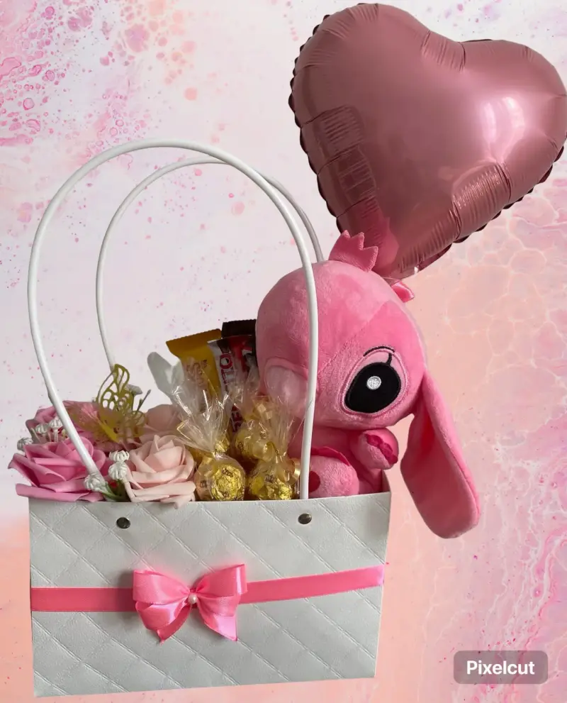 Arreglo de regalo con peluche - 1