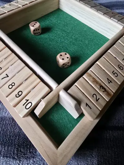 Juego de mesa Shut the Box - miniatura 4