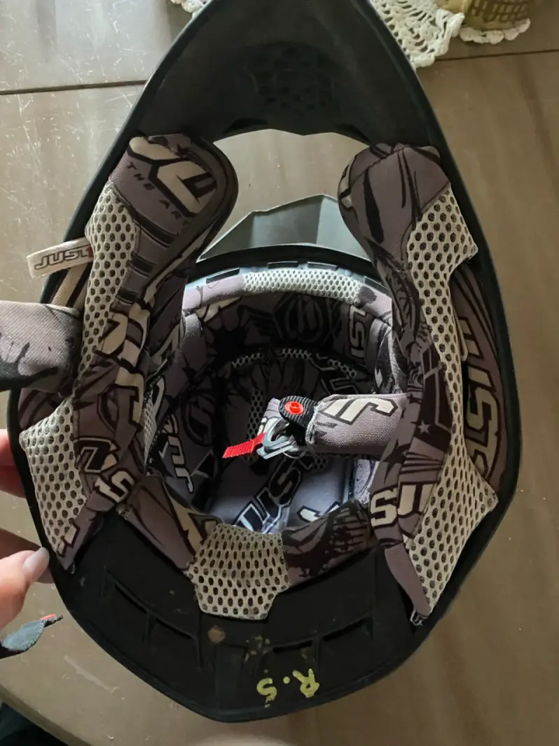 Casco moto marca just niño - 2