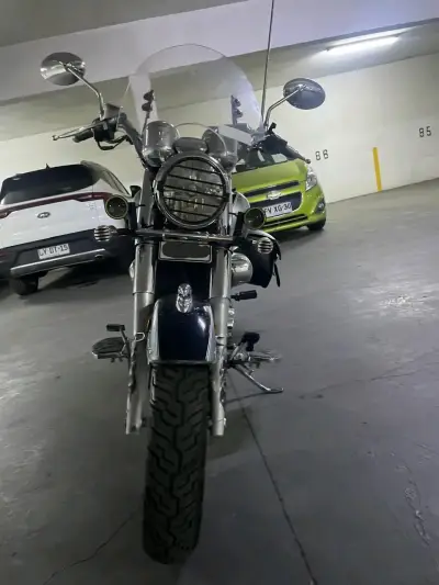Moto Hyosung V-Twin gris - miniatura 2