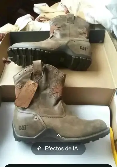 Botas CAT marrones en caja - miniatura 2
