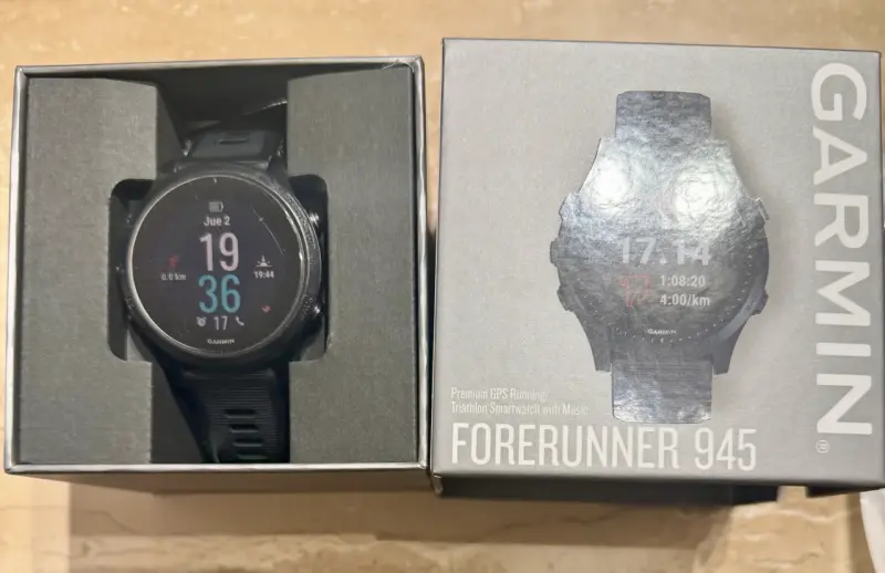Reloj Garmin Forerunner 945 - 1