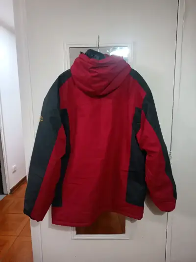 Chaqueta outdoor roja y negra - miniatura 4
