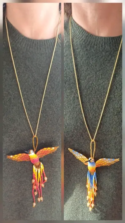 Collar, llavero Colibrí mostacillas finas. - miniatura 3