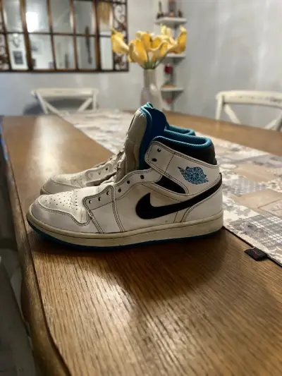Zapatillas Jordan Air Retro 1 mid - miniatura 2
