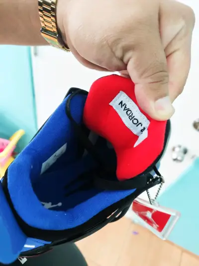 Zapatillas Jordan Retro 4 - miniatura 4