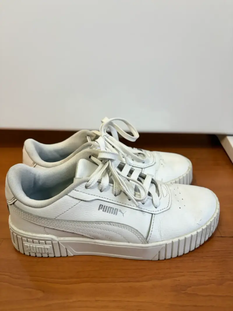 Zapatillas blancas deportivas Puma - 1
