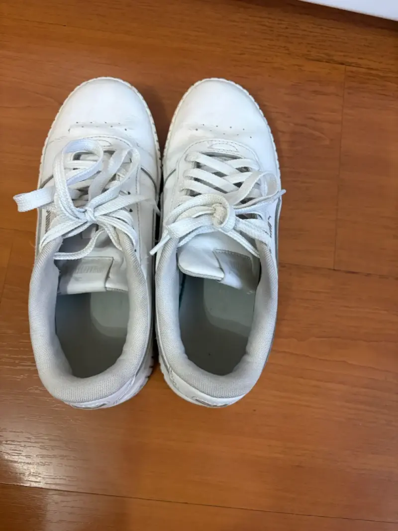 Zapatillas blancas deportivas Puma - 2