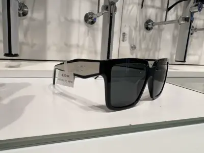Gafas de sol Prada negras - miniatura 1