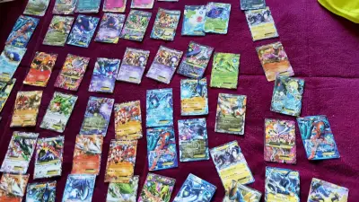 Colección de cartas Pokémon - miniatura 2