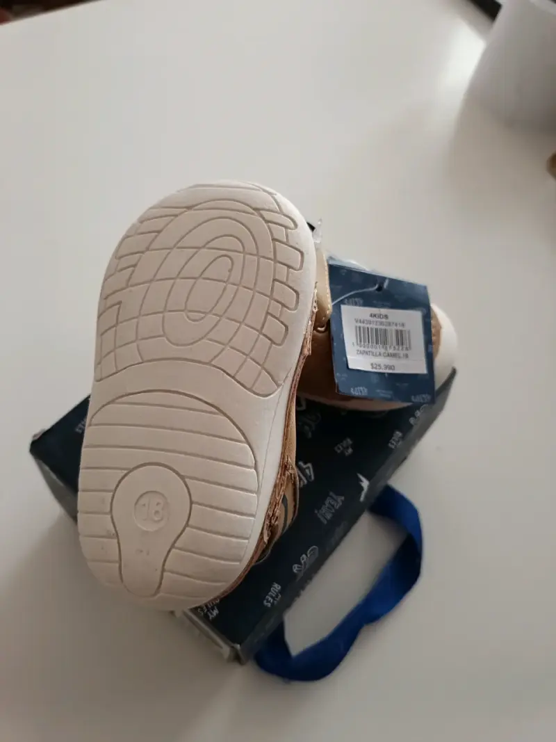 Zapatos marrones para bebé - 2