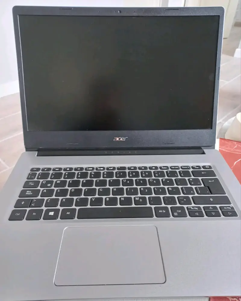 Laptop Acer 15 pulgadas - 3