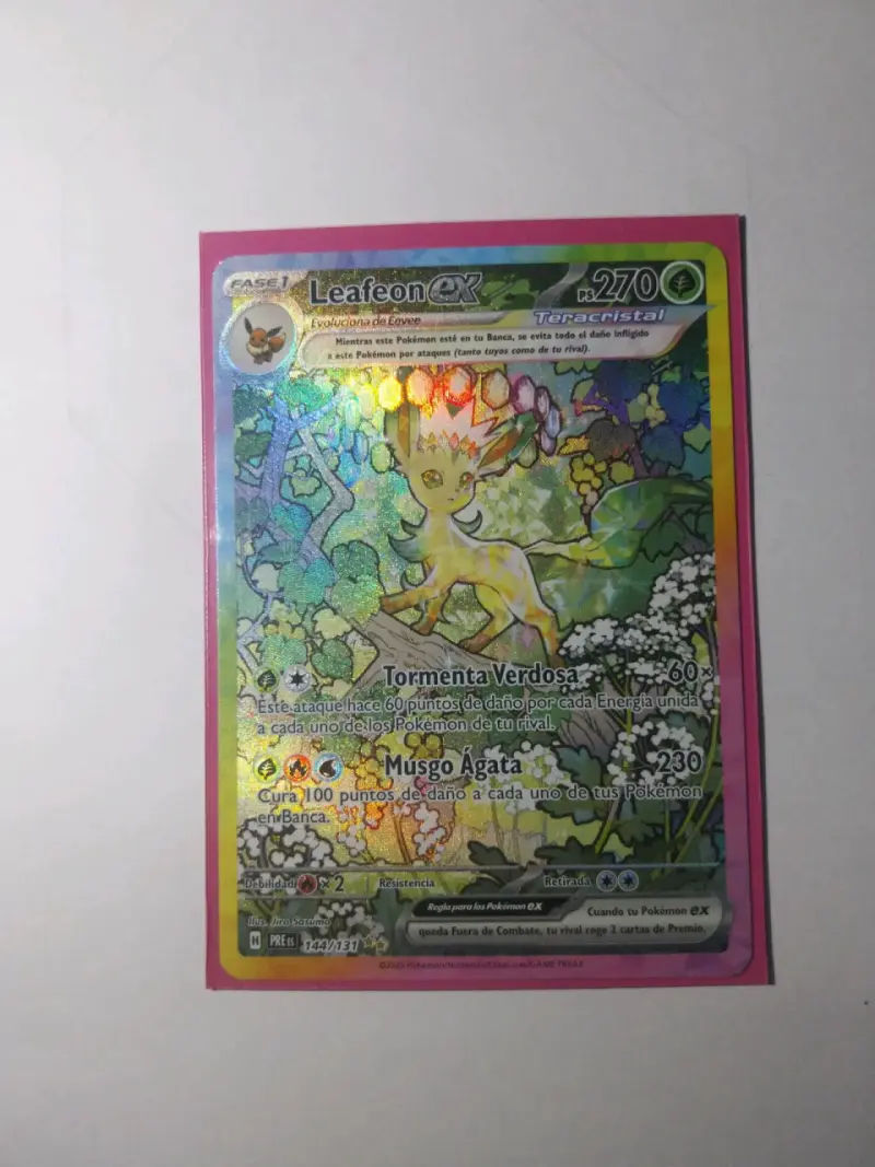 Carta Pokémon Leafeon GX holográfica - 2