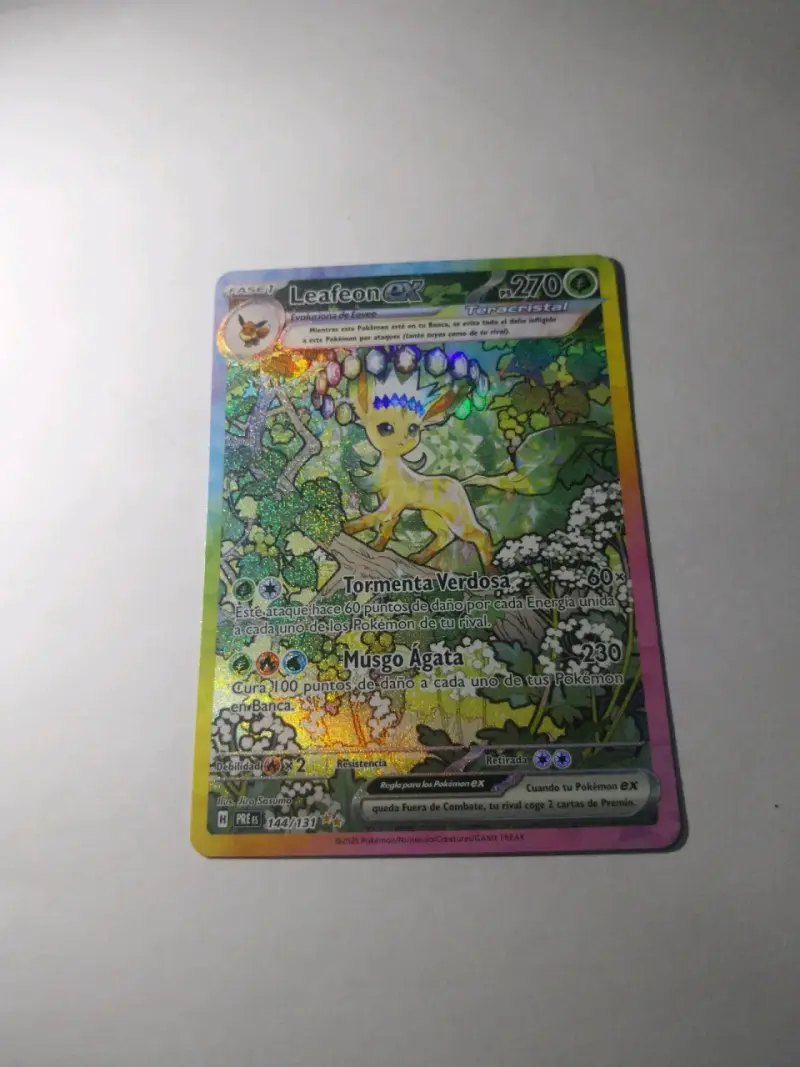 Carta Pokémon Leafeon GX holográfica - 4