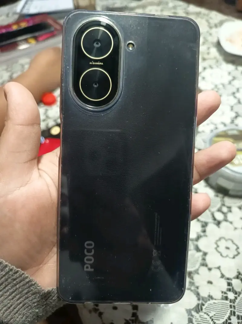 Teléfono Poco con doble cámara - 3
