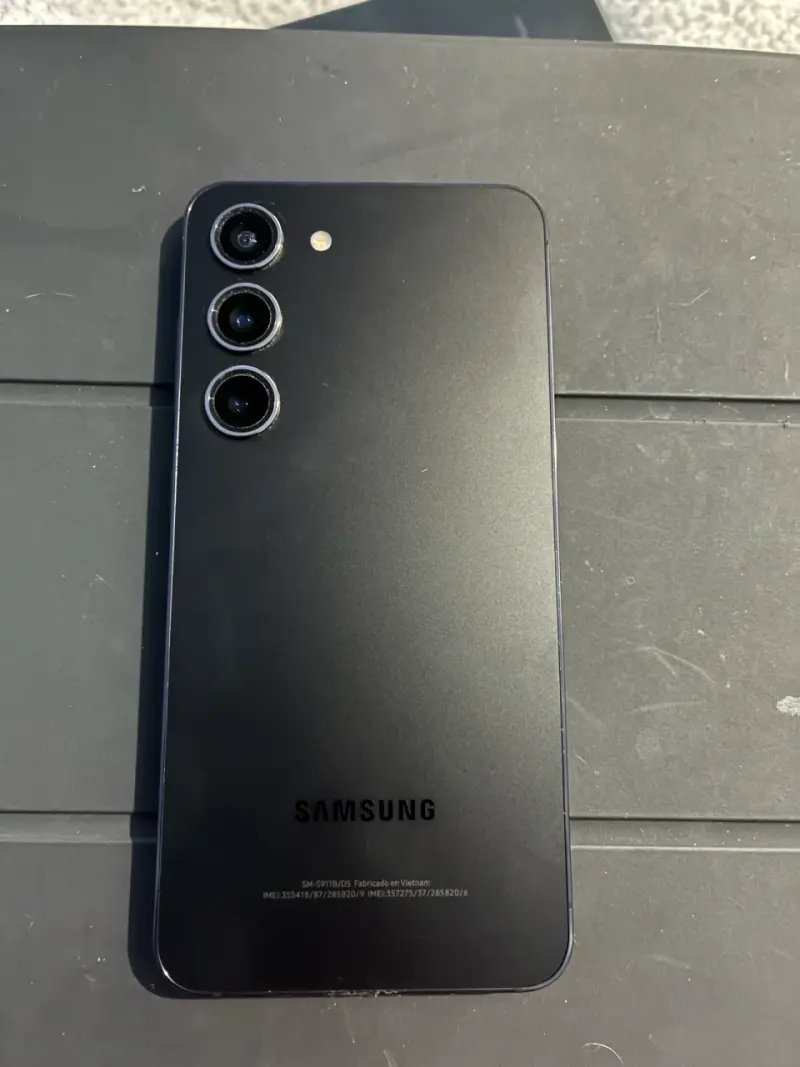 Samsung S23 128 GB - Como Nuevo - Libre de Fábrica - 2