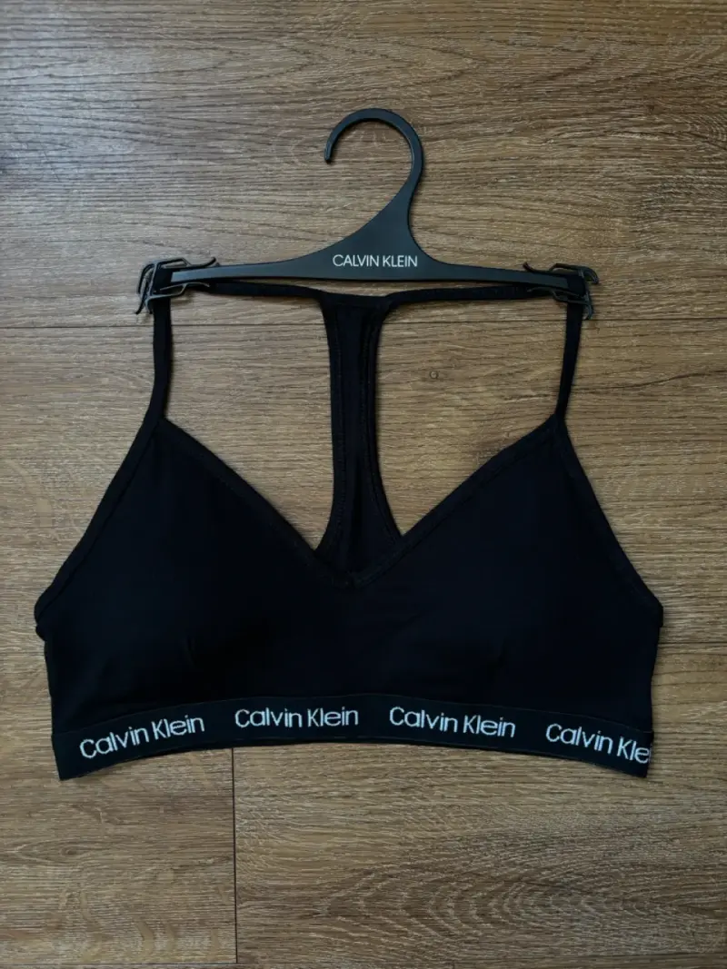 Peto deportivo Calvin Klein Talla L - 2