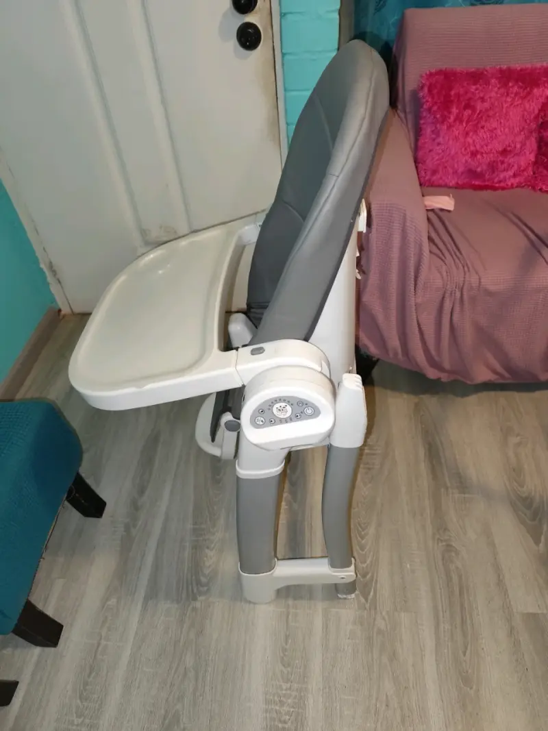 Silla alta para bebé gris - 4
