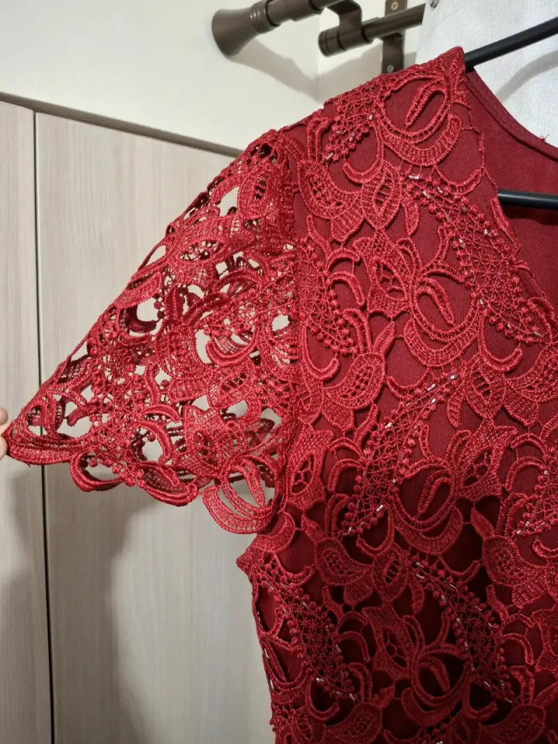 Vestido encaje rojo elegante - 3