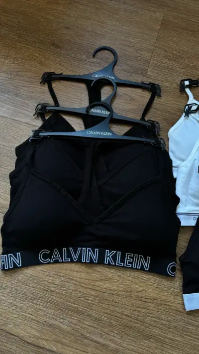 Petos deportivos Calvin Klein Talla M - miniatura 1