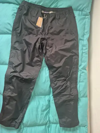 Pantalones impermeables negros - miniatura 2