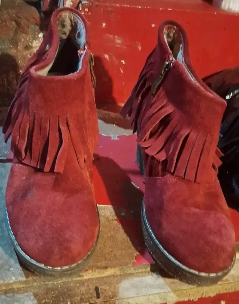 Botines rojos con flecos - 6
