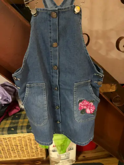 Abrigo infantil rosado con capucha - miniatura 6