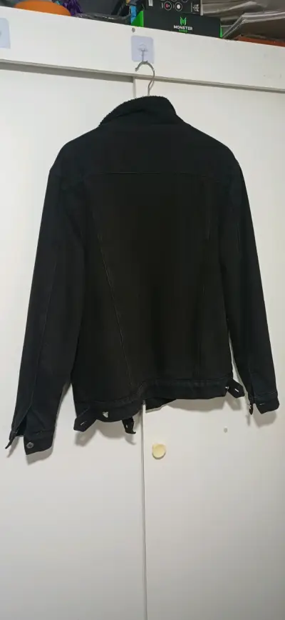 Chaqueta Negra de Mezclilla y Chiporro talla L - miniatura 5