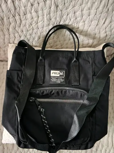 Bolso negro Prüne con bolsillo - miniatura 1