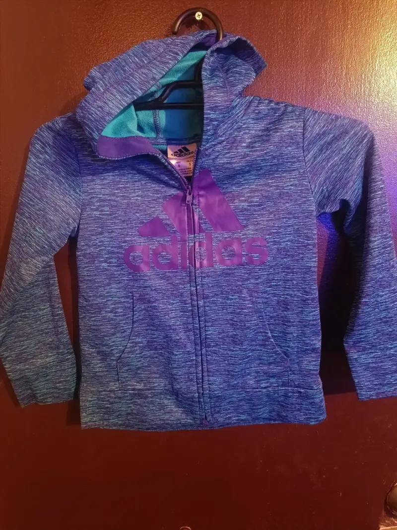 Polerón Adidas talla 5 niña - 1