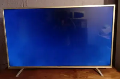 Televisor smart TV de 50 pulgadas - miniatura 1