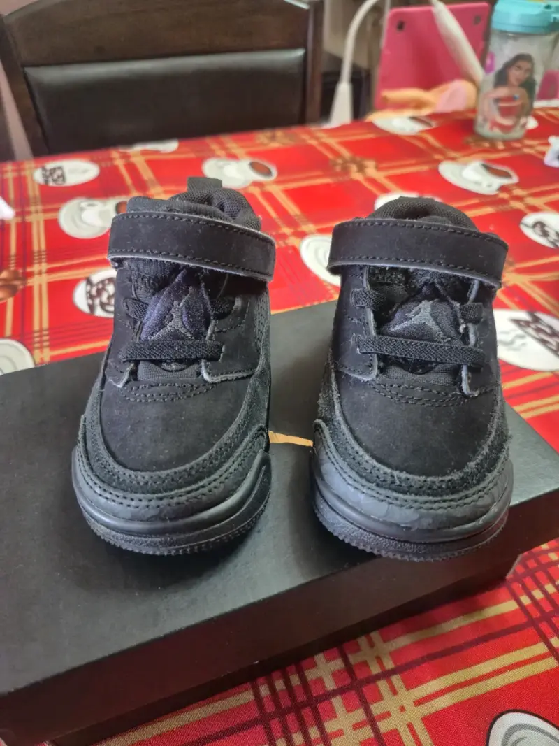 Jordan spizike low. - 2