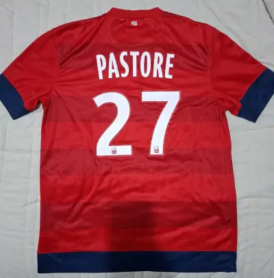 Camiseta PSG roja Nike,original nueva de Colección - miniatura 2