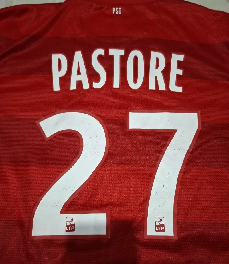 Camiseta PSG roja Nike,original nueva de Colección - 3