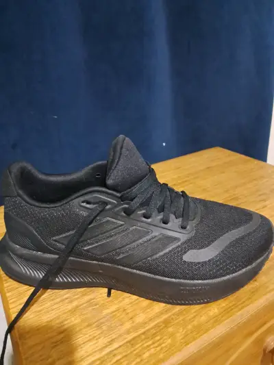 Zapatillas deportivas negras - miniatura 1