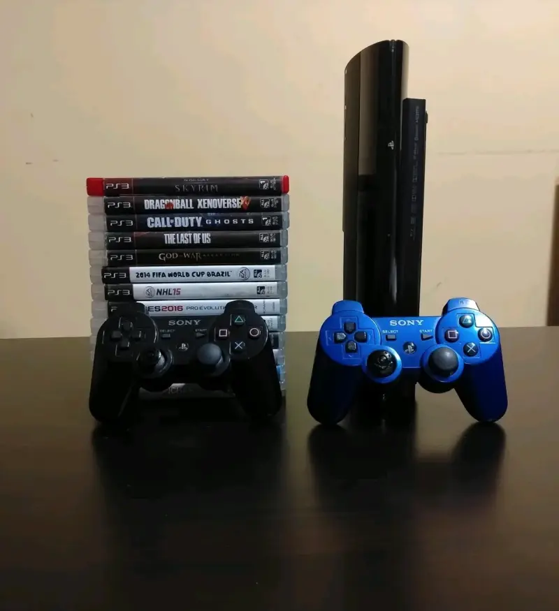 Consola PS3 con juegos - 1