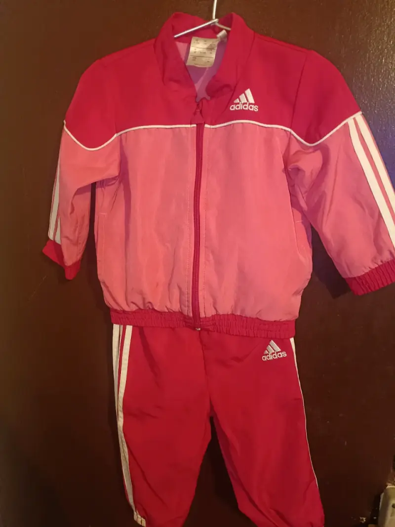 Conjunto Adidas rosa/fucsia talla 9-12 meses - 1