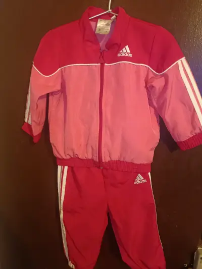 Conjunto Adidas rosa/fucsia talla 9-12 meses - miniatura 1