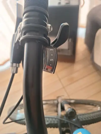 Bicicleta de montaña - miniatura 2