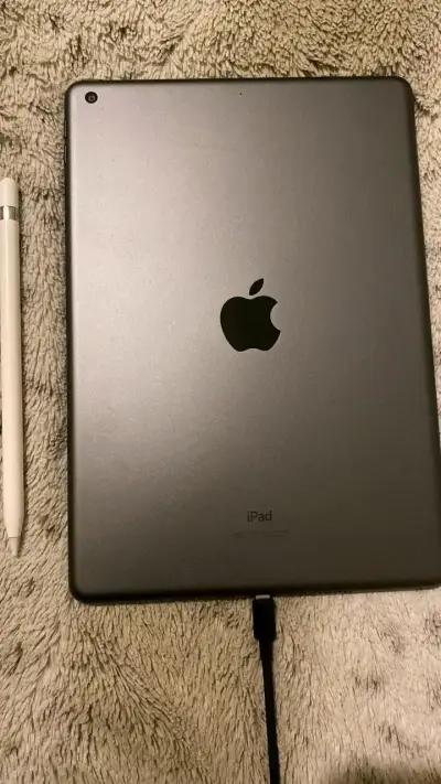 Ipad 8v con lápiz - miniatura 2