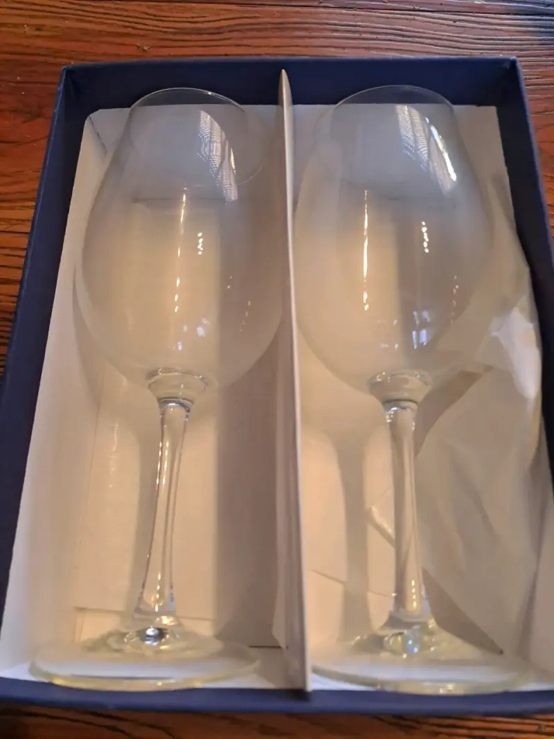 Copas de vino transparentes