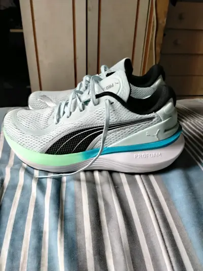 Zapatillas deportivas blancas - miniatura 3