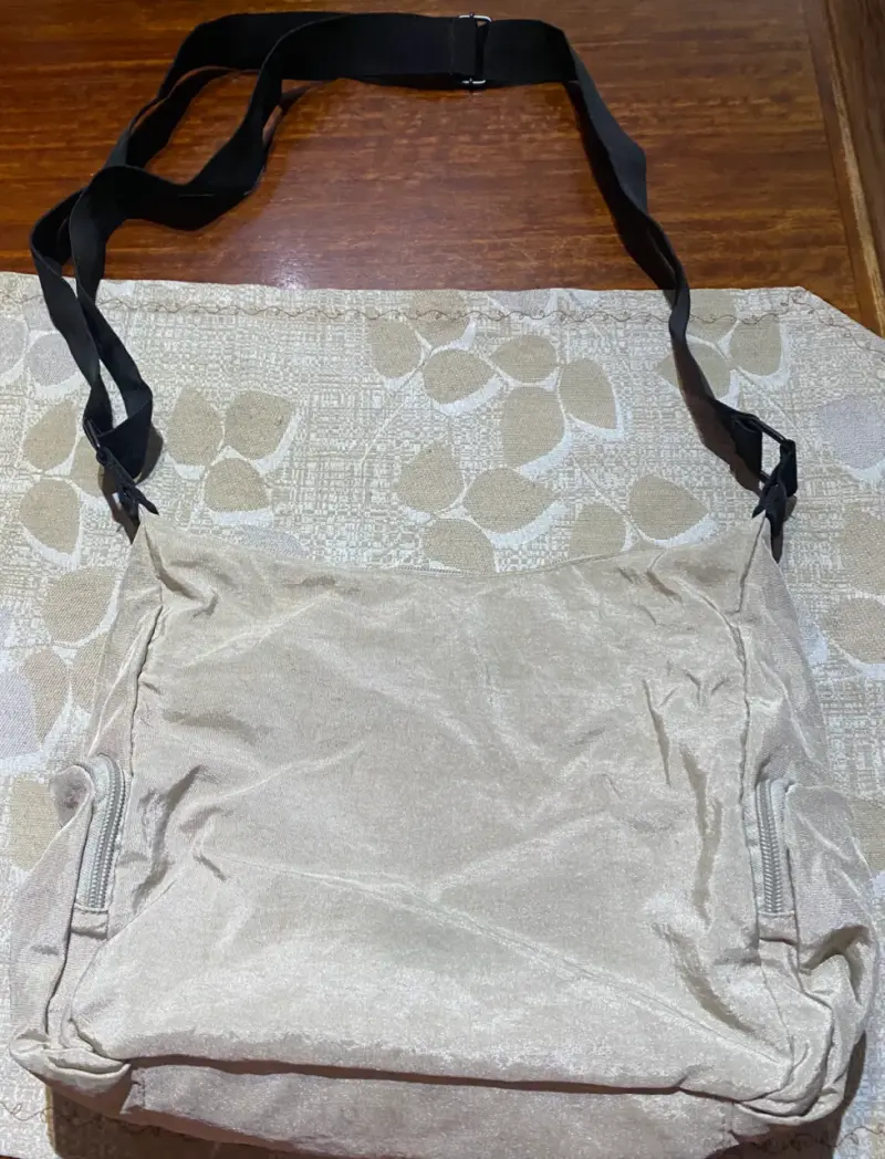 Bandolera beige multifuncional - 3
